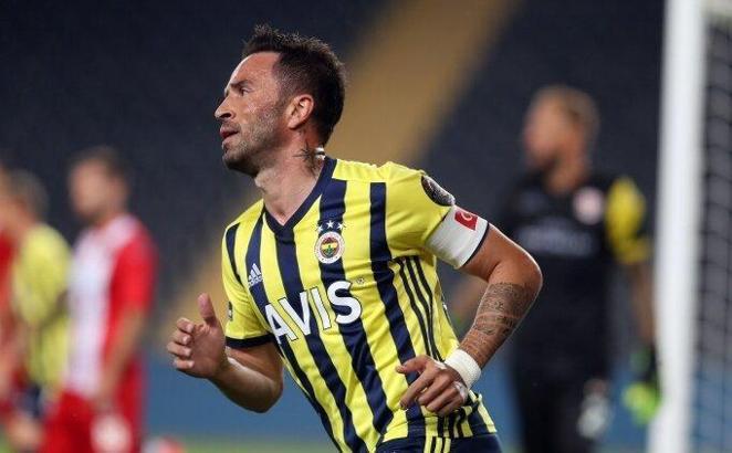 Son dakika! Fenerbahçe'den ayrılan Gökhan Gönül'ün yeni takımı belli oldu