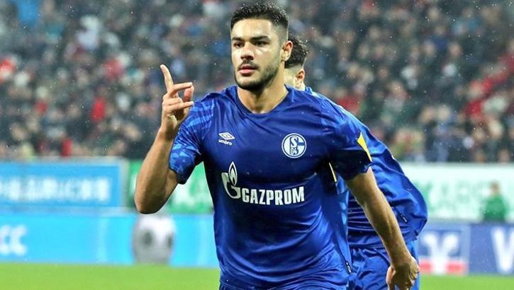 Leicester City Ozan Kabak için devrede