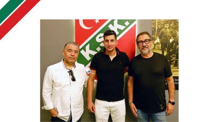 Karşıyaka, Onur Türk'le el sıkıştı