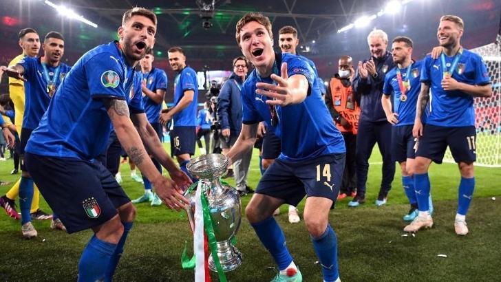 EURO 2020 şampiyonu İtalya'da oyunculara 250'şer bin Euro prim