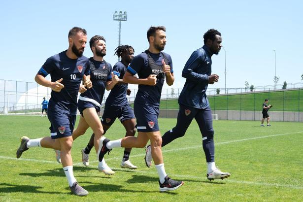 Hatayspor'un yeni sezon hazırlıkları Erzurum'da sürüyor