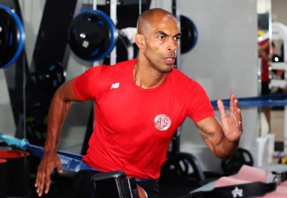 Antalyaspor, günü çift antrenmanla tamamladı