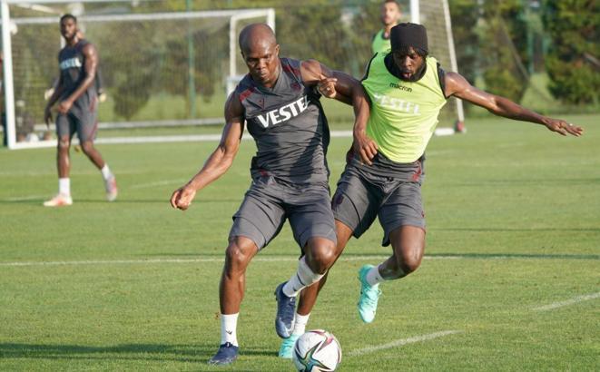Trabzonspor'da yeni sezon hazırlıkları Riva'da sürüyor