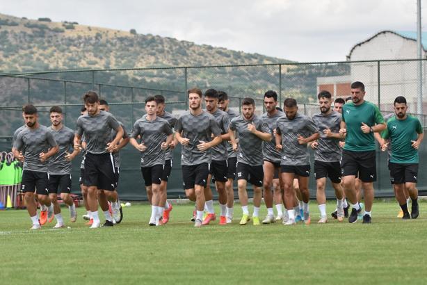 Manisa Futbol Kulübü, Afyonkarahisar'da kampa girdi