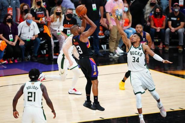 Phoenix Suns, NBA final serisinde durumu 2-0 yaptı