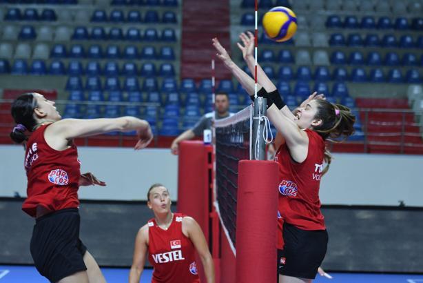 Kübra Akman: Umarım Tokyo Olimpiyatları'ndan madalyayla döneriz