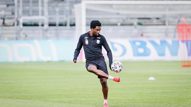 Adanaspor, Ganalı forvet Samuel Tetteh'i kadrosuna kattı