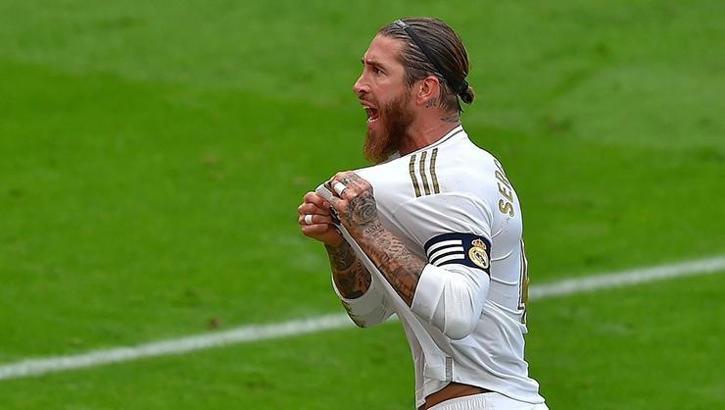 PSG Sergio Ramos'u açıkladı