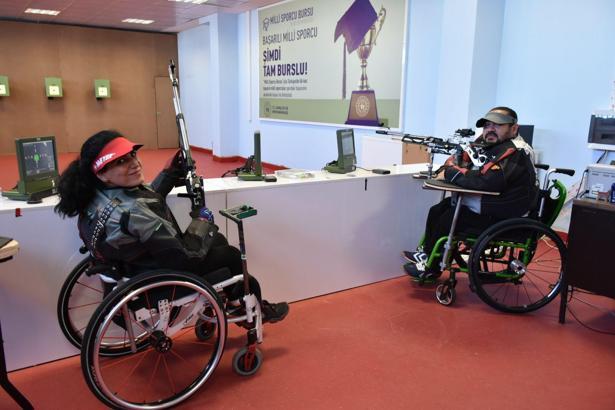 Paralimpik Milli Takım sporcuları Çevik çifti, olimpiyatlara hazırlanıyor