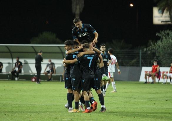 U19 Gelişim Ligi'nde Kasımpaşa ile Trabzonspor yarı finalde