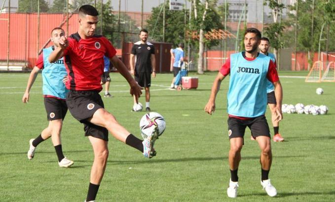 Gençlerbirliği, günü çift antrenmanla geçirdi