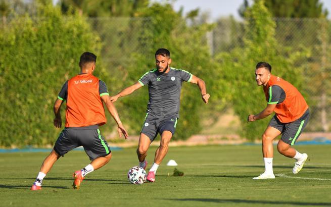 Konyaspor'da Marin Anicic takımdan ayrı çalıştı