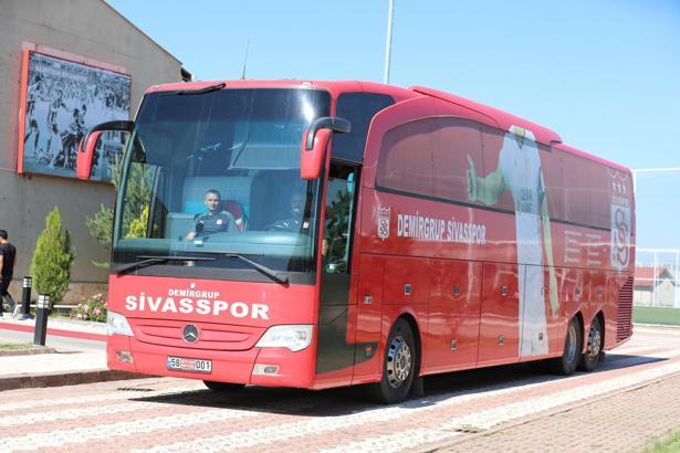Sivasspor yeni sezon hazırlıkları için Gerede'ye gitti