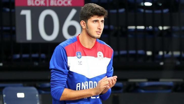 Anadolu Efes'te Tarık Sezgün ile yollar ayrıldı