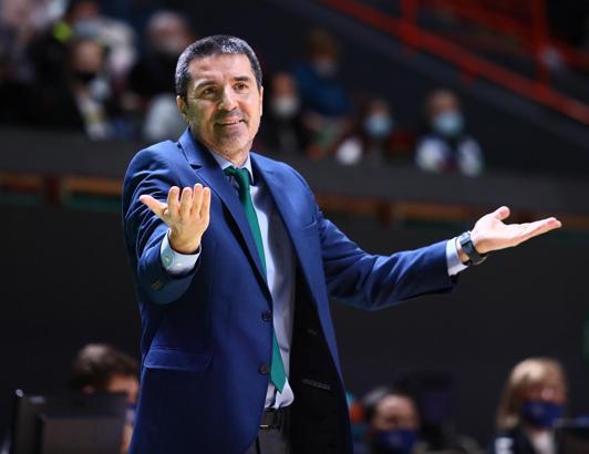 Panathinaikos'un yeni başantrenörü Priftis Dimitris oldu