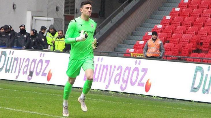 Son dakika! Beşiktaş Samsunspor kalecisi Nurullah Aslan ile anlaştı