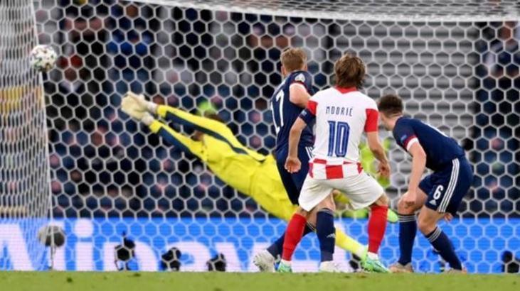 Modric bir döneme damga vurdu! Hem en genç hem en yaşlı gol atan