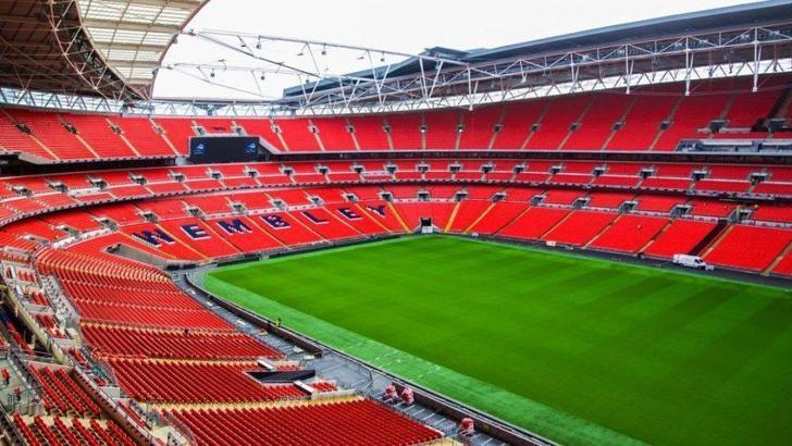 UEFA, yarı final ve final maçlarını Wembley'den almayı planlamıyor