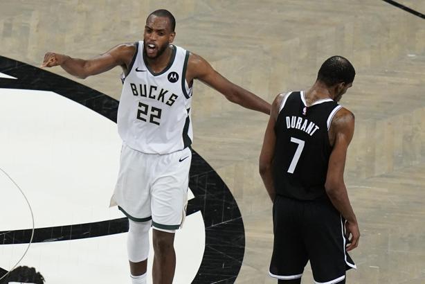 NBA'de Milwaukee Bucks, Doğu Konferansı finaline yükseldi