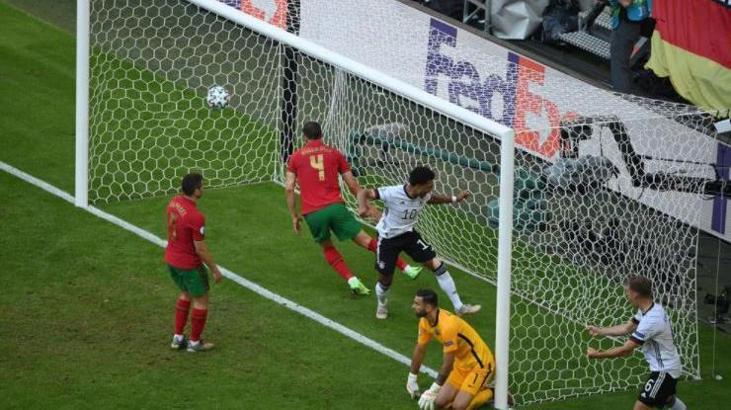 Portekiz'den ilginç rekor! Kendi kalesine iki gol...