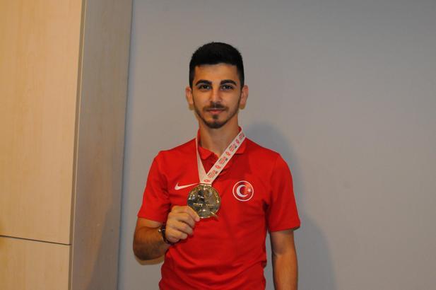 Eray Şamdan: Olimpiyatlarda ilk şampiyon olarak tarihe geçmek istiyorum