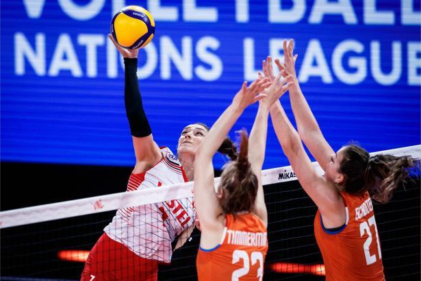 Filenin Sultanları, Hollanda'ya set vermedi: 3-0