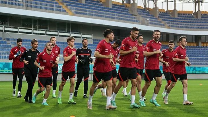 A Milli Takım İsviçre maçı hazırlıklarına başladı