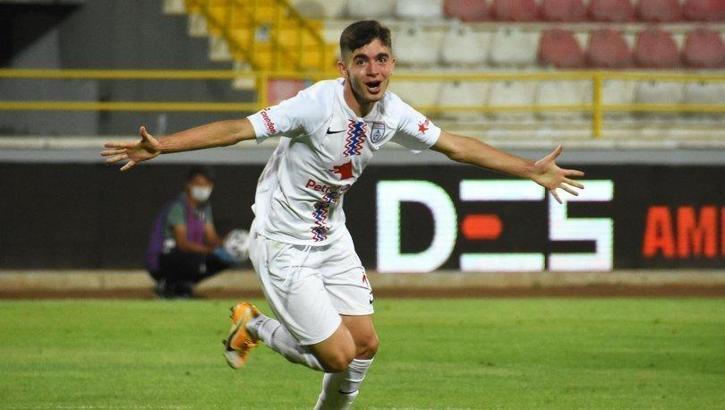 Burak İnce'yi Sevilla da istiyor
