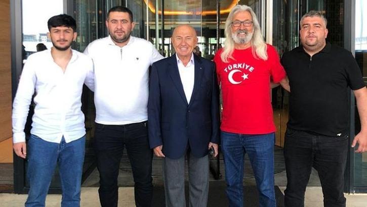 Azerbaycan'da tribün liderleri Bizim Çocuklara destek için bir araya geldi