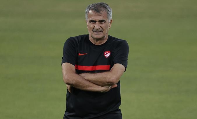 Şenol Güneş'ten kadro açıklaması!