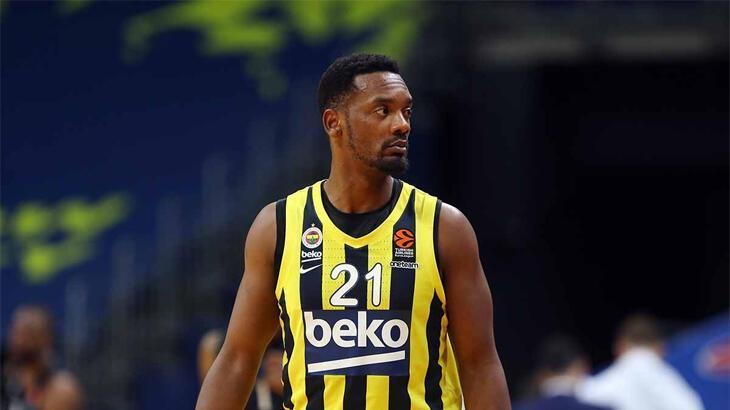 Fenerbahçe Beko'da Dyshawn Pierre'in sözleşmesi uzatıldı