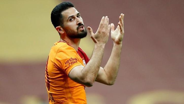Son dakika transfer haberi! Galatasaray'da Emre Akbaba için karar verildi