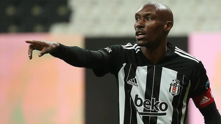 Beşiktaş'ta Atiba ile yola devam