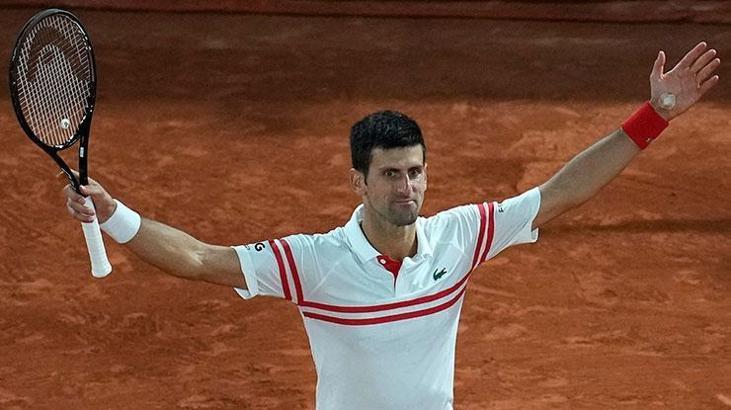 Novak Djokovic, Rafael Nadal'ı devirdi ve tarihe geçti!
