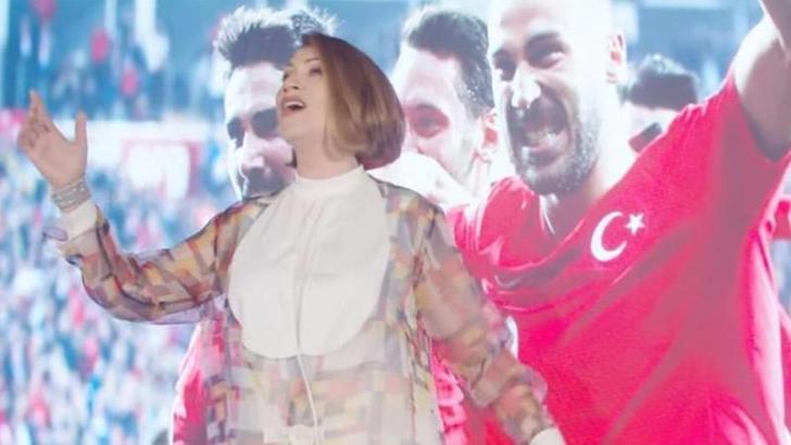 Azerbaycanlı sanatçı Azerin, A Milli Futbol Takımı için şarkı yaptı