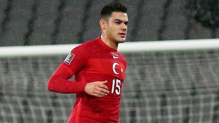 Ozan Kabak, Leicester ve Newcastle'nin kıskacında