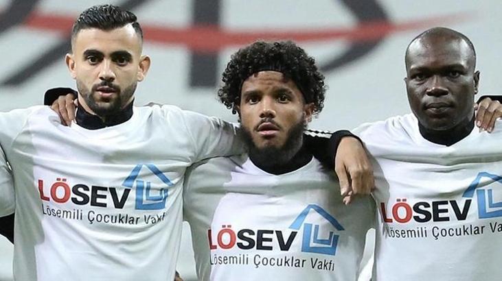 Ghezzal, Rosier ve N'Koudou Aboubakar'ı takipten çıktı