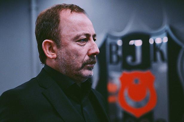 Beşiktaş-Sergen Yalçın flörtünde son dakika! Yeni sözleşme...