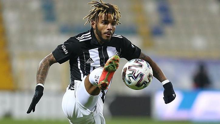 Son dakika Beşiktaş transfer haberi! Valentin Rosier için formül aranıyor! İstanbul'da pazarlık!