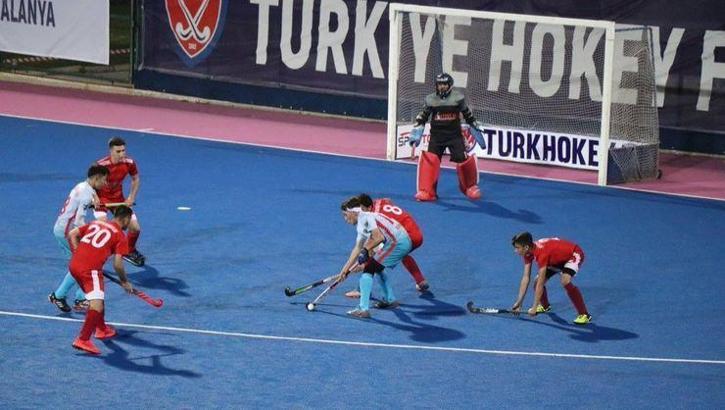 Açık Alan Hokey Süper Lig maçları Gaziantep'te oynanacak