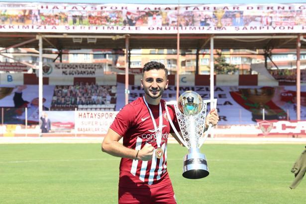 Hatayspor takımdan ayrılan isimleri açıkladı!