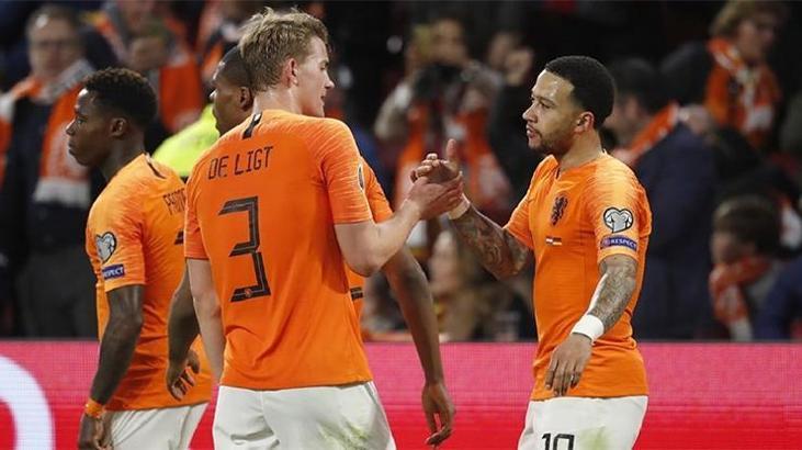 Hollanda Milli Takımı'nda aşı krizi