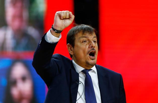 Anadolu Efes, gözünü Türkiye şampiyonluğuna çevirdi
