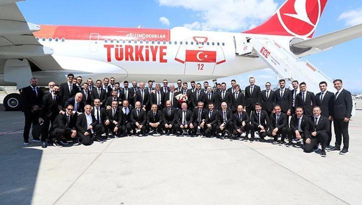 A Milli Takım, Avrupa Şampiyonası öncesi son hazırlık maçı için Almanya'ya gitti