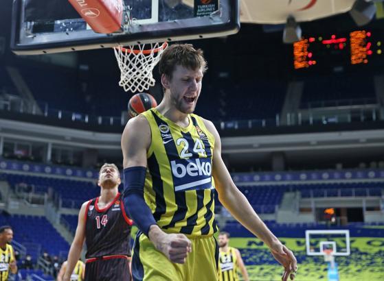 Jan Vesely: Tam kadro olsaydık Final-Four'da olabileceğimize inanıyordum