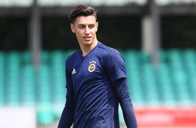 Fenerbahçe'de Berke Özer, Altay Bayırdır'ın yedeği olmazsa ayrılacak