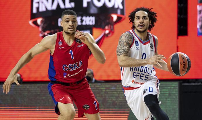 Anadolu Efes, CSKA Moskova'dan rövanşı aldı!