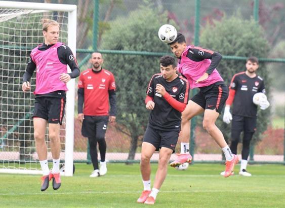 Ümit Milli Takım'ın kampı Riva'da devam ediyor