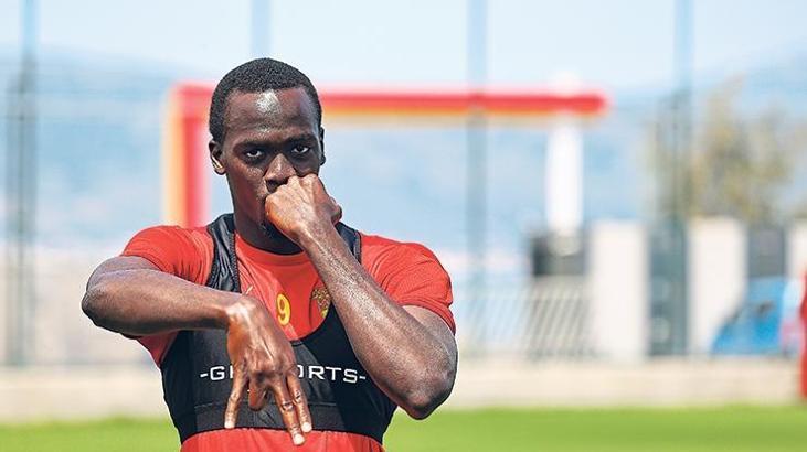 Göztepe'de  Ndiaye belirsizliği