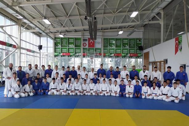 Erkek Judo Ümit Milli Takımı Samsun'da kampa girdi
